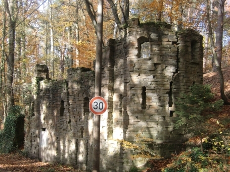 Wegberg-Dalheim : Anton-Raky-Straße, Weinkeller Ruine des Raky-Schlösschens